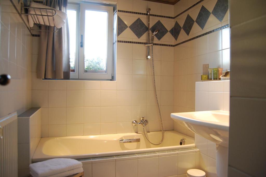 Hostellerie Gilain Achene Luaran gambar
